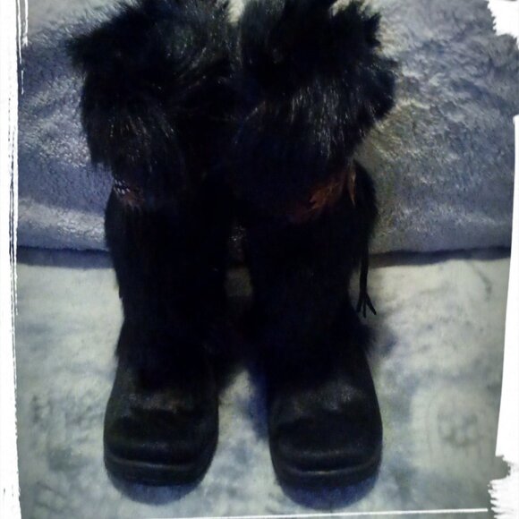 BearPaws Fur Boots Size 6 - Picture 5 of 8